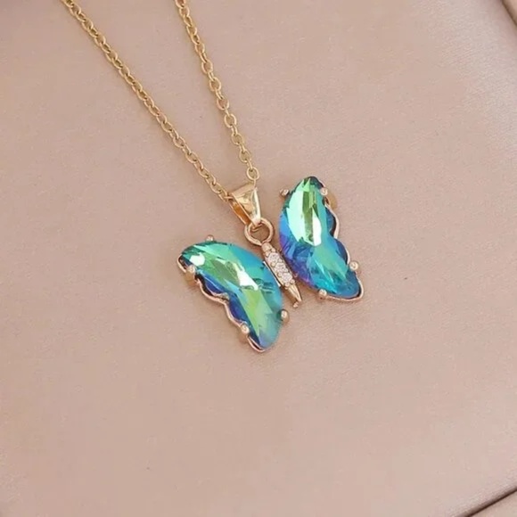 3/$35 Green Butterfly Pendant Necklace Gold Chain Iridescent Crystal Jewelry - Picture 1 of 7